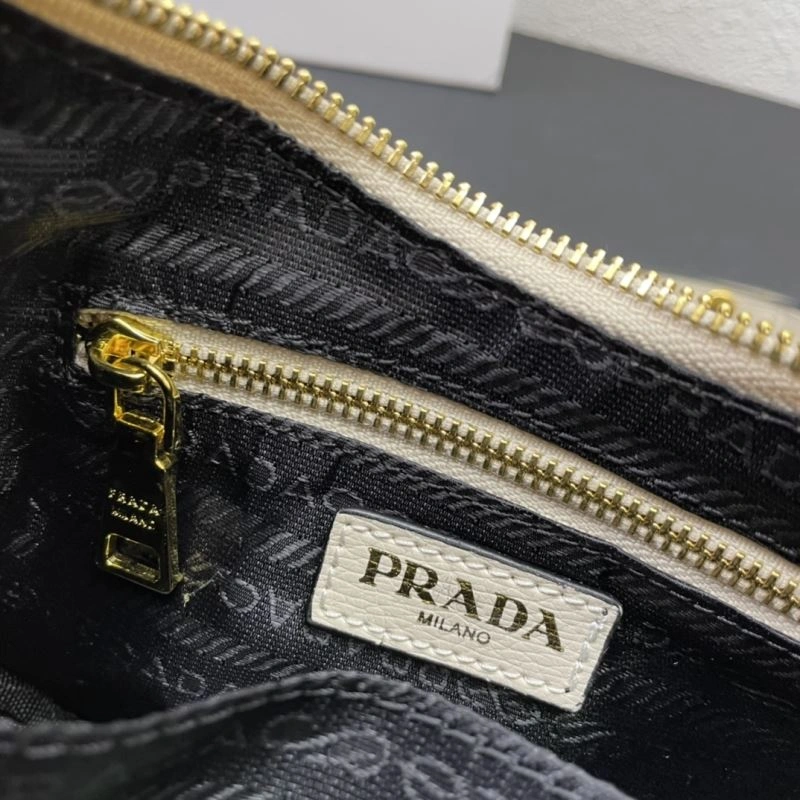 EyeCatching Prada Hobo Bags 83182