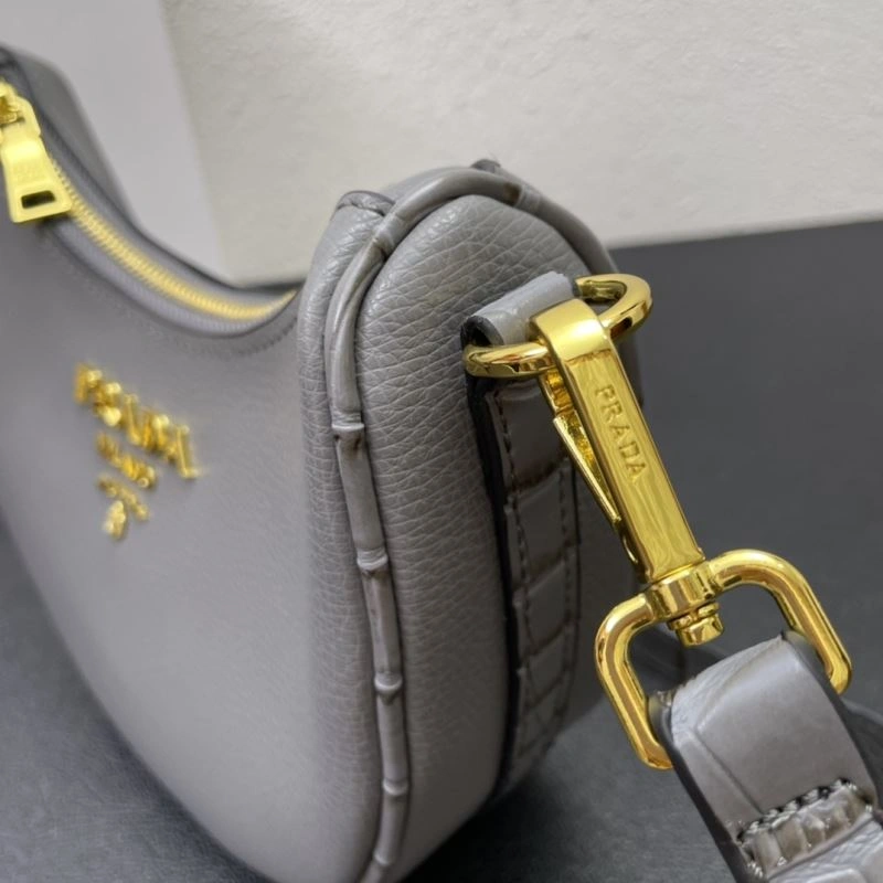 TechFriendly Prada Hobo Bags 83031
