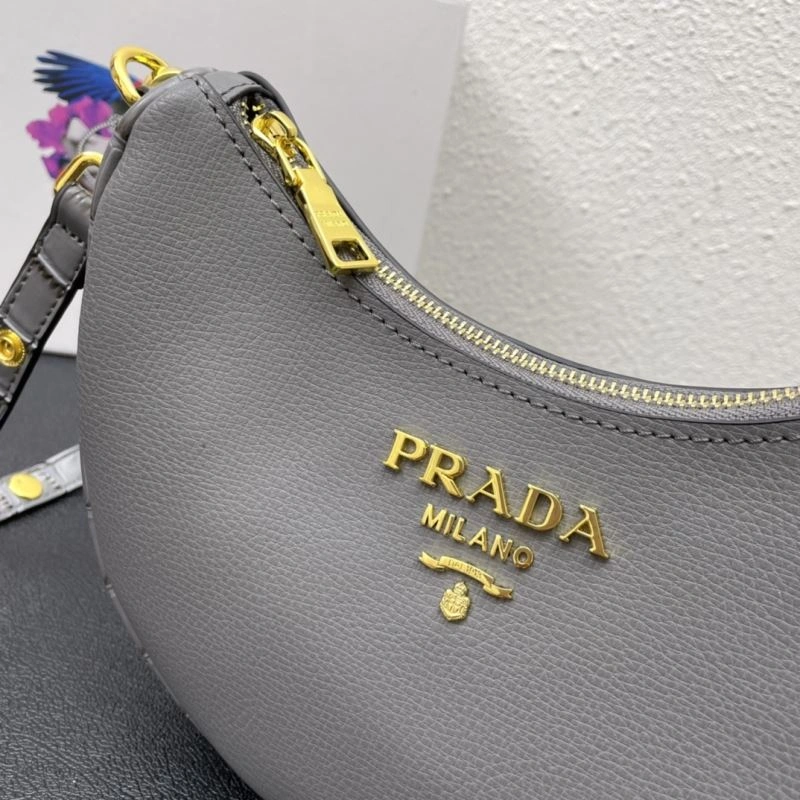 TechFriendly Prada Hobo Bags 83031