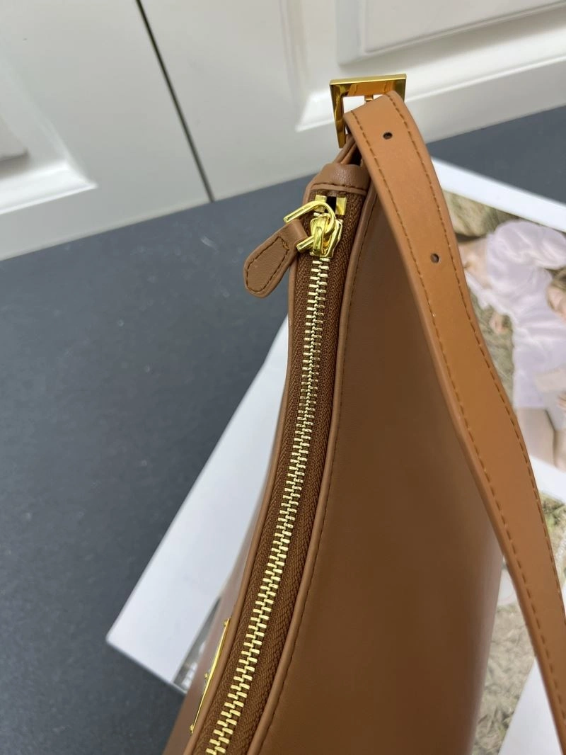 Prada Hobo Bags Attractive 83021
