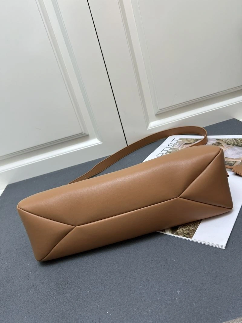 Prada Hobo Bags Attractive 83021