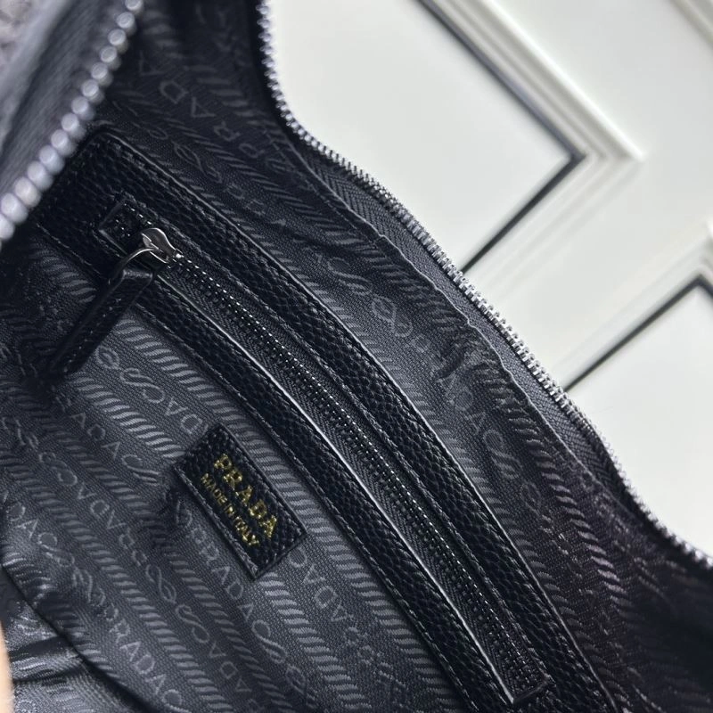 Prada Hobo Bags Supportive 83010