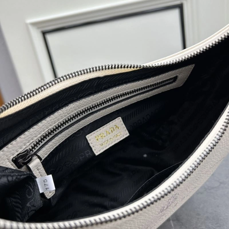 Prada Hobo Bags Sleek 83008