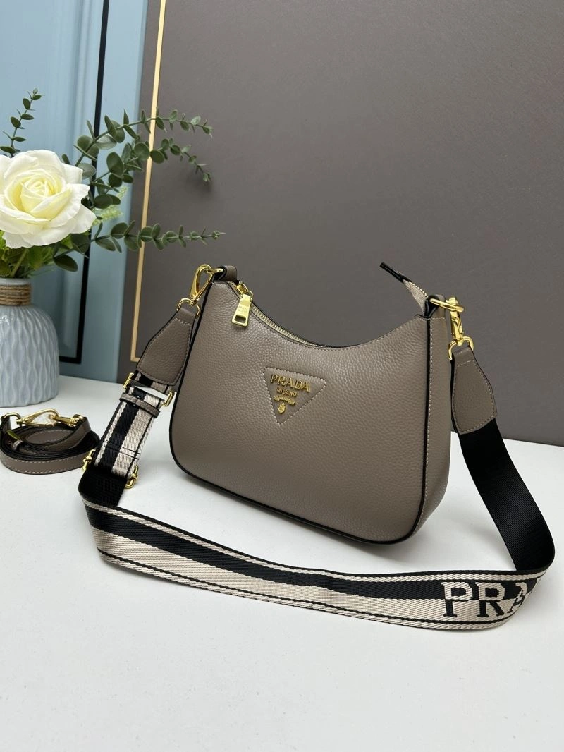 Unisex Prada Hobo Bags 82999