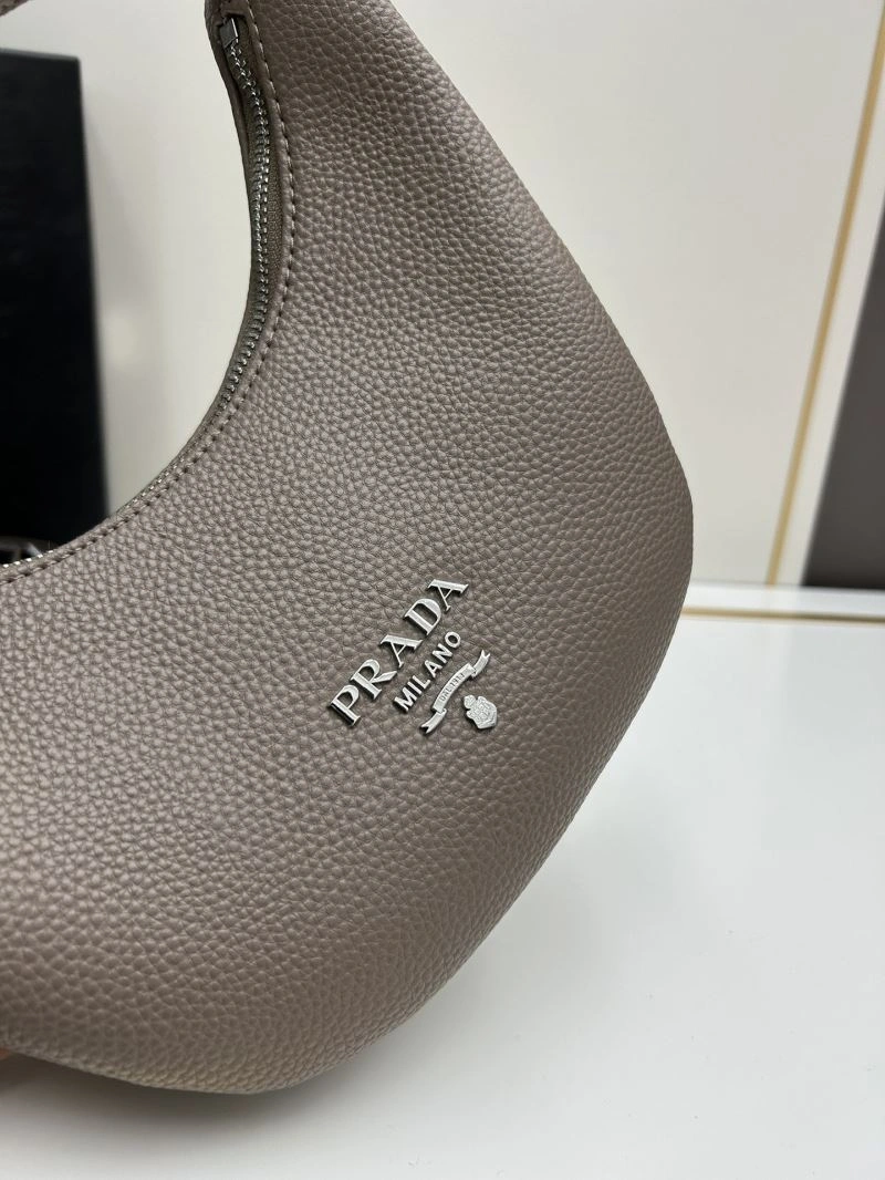 TravelReady Prada Hobo Bags 82993