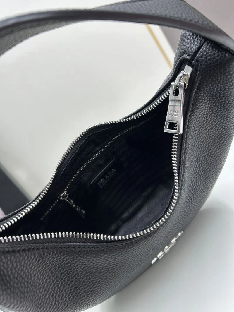 ZipUp Prada Hobo Bags 82982
