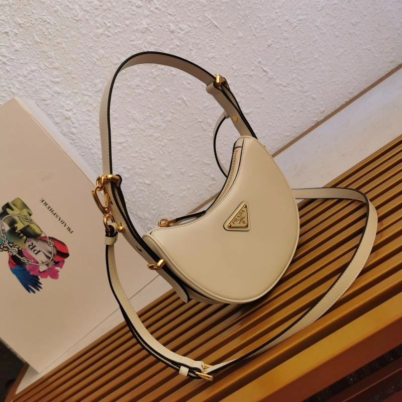 Snug Prada Hobo Bags 74949