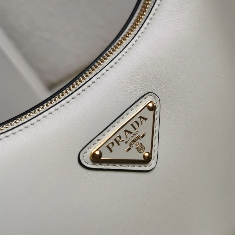 Prada Hobo Bags Popular 74934