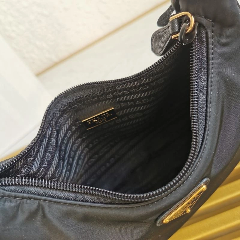 Packable Prada Hobo Bags 74929