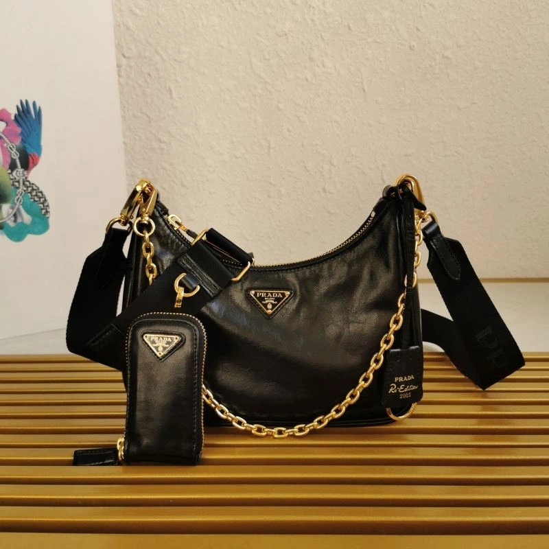 Prada Hobo Bags RelaxedFit 74930