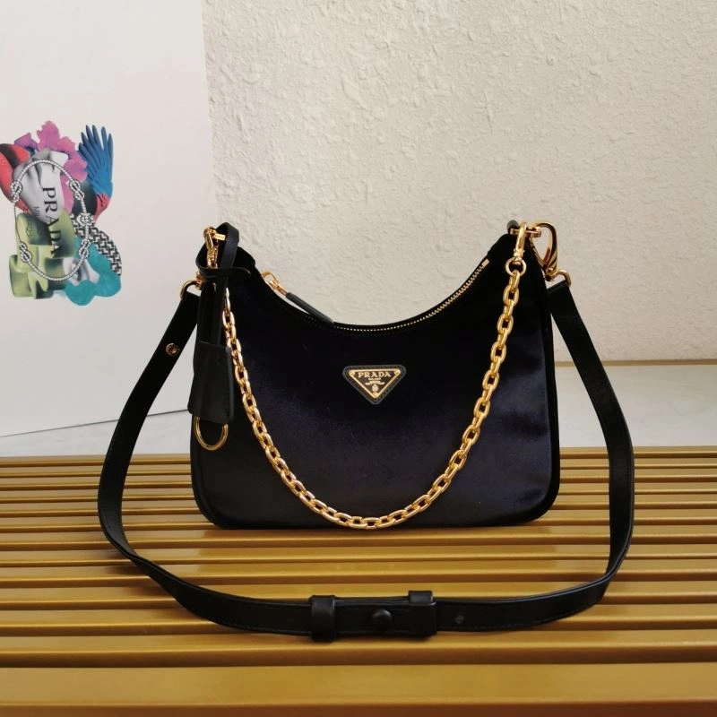 Supportive Prada Hobo Bags 74914