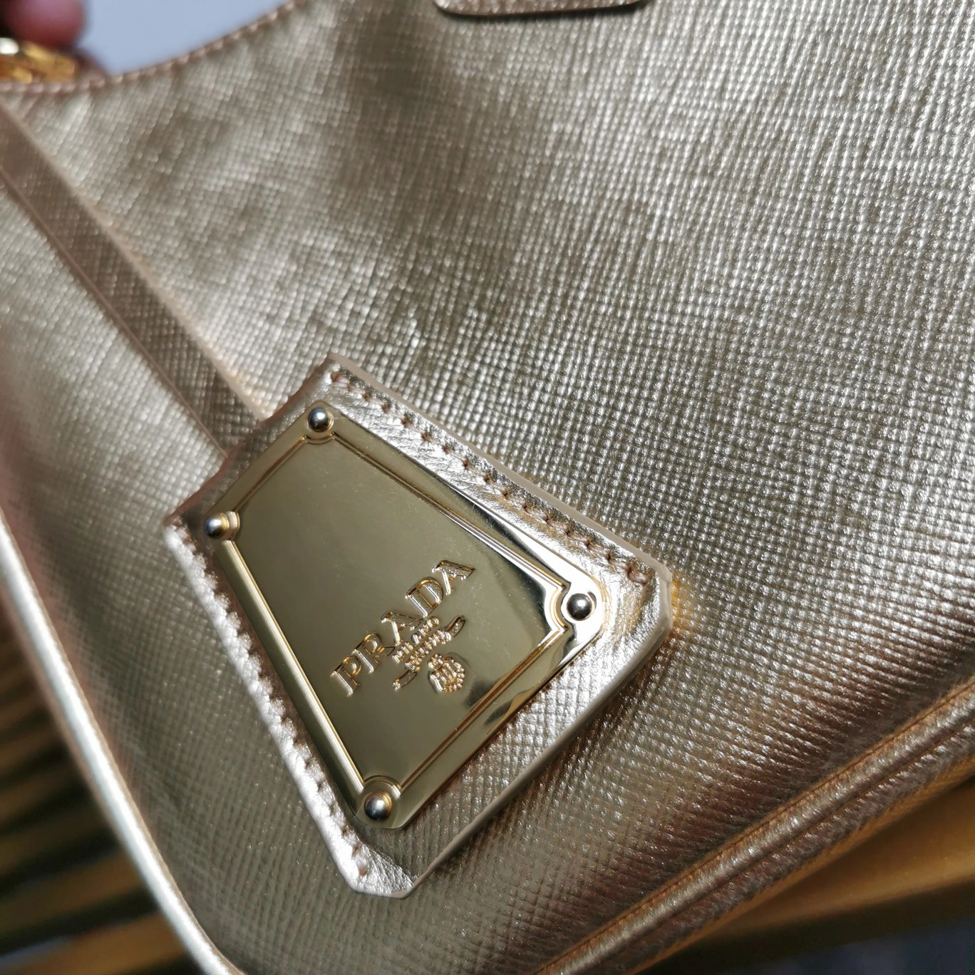 EyeCatching Prada Hobo Bags 73695