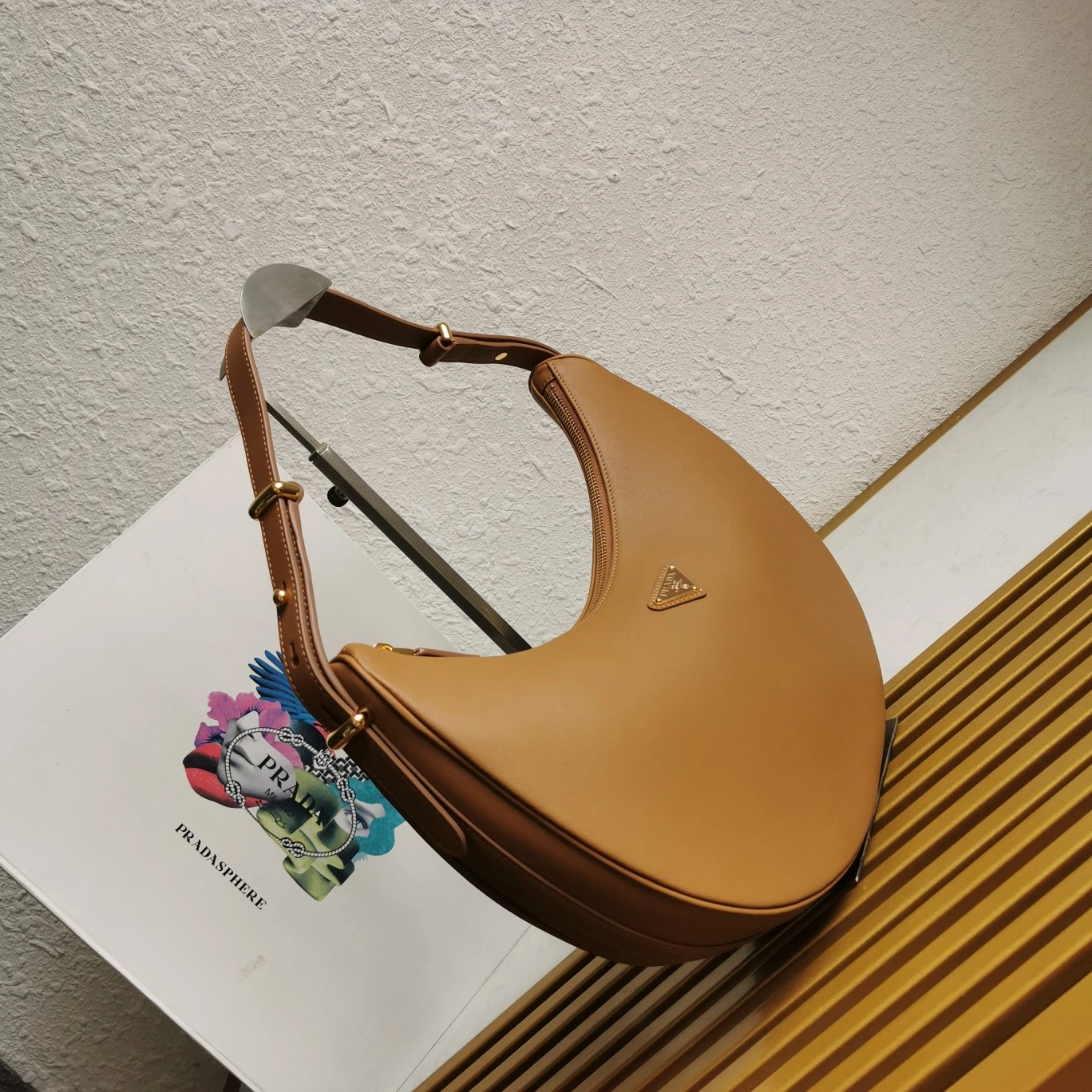 OdorResistant Prada Hobo Bags 73617