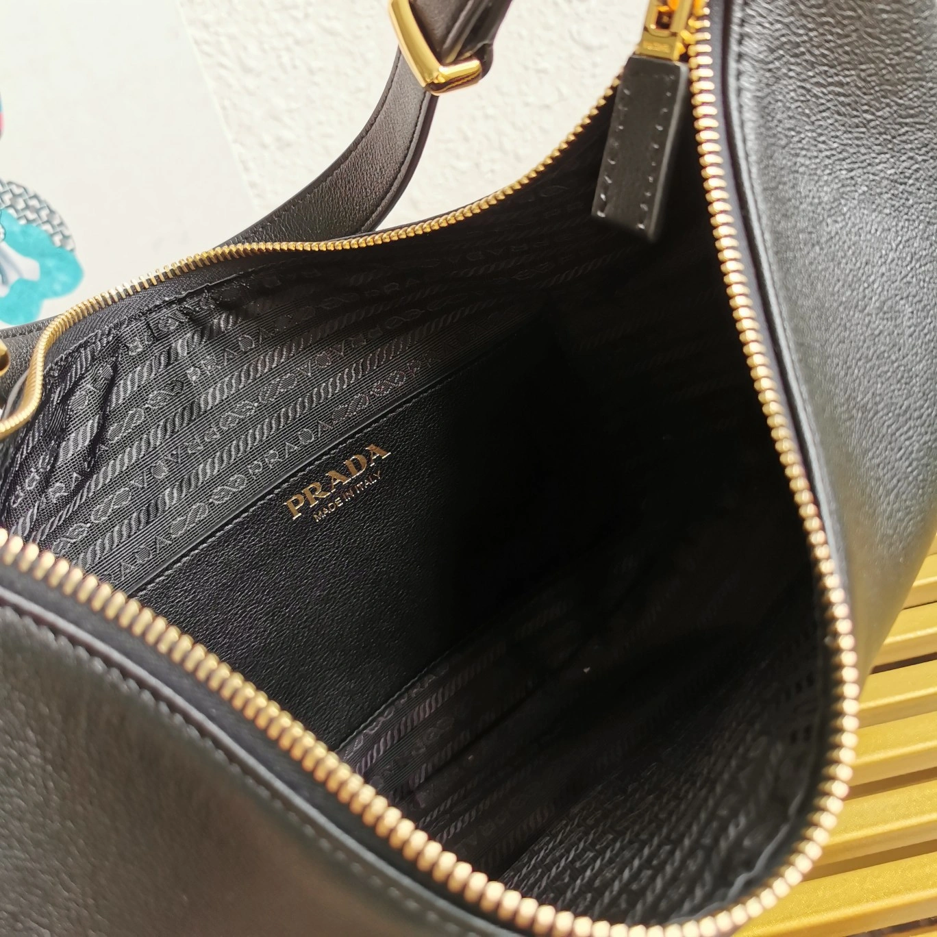 Prada Hobo Bags ModernLook 73698