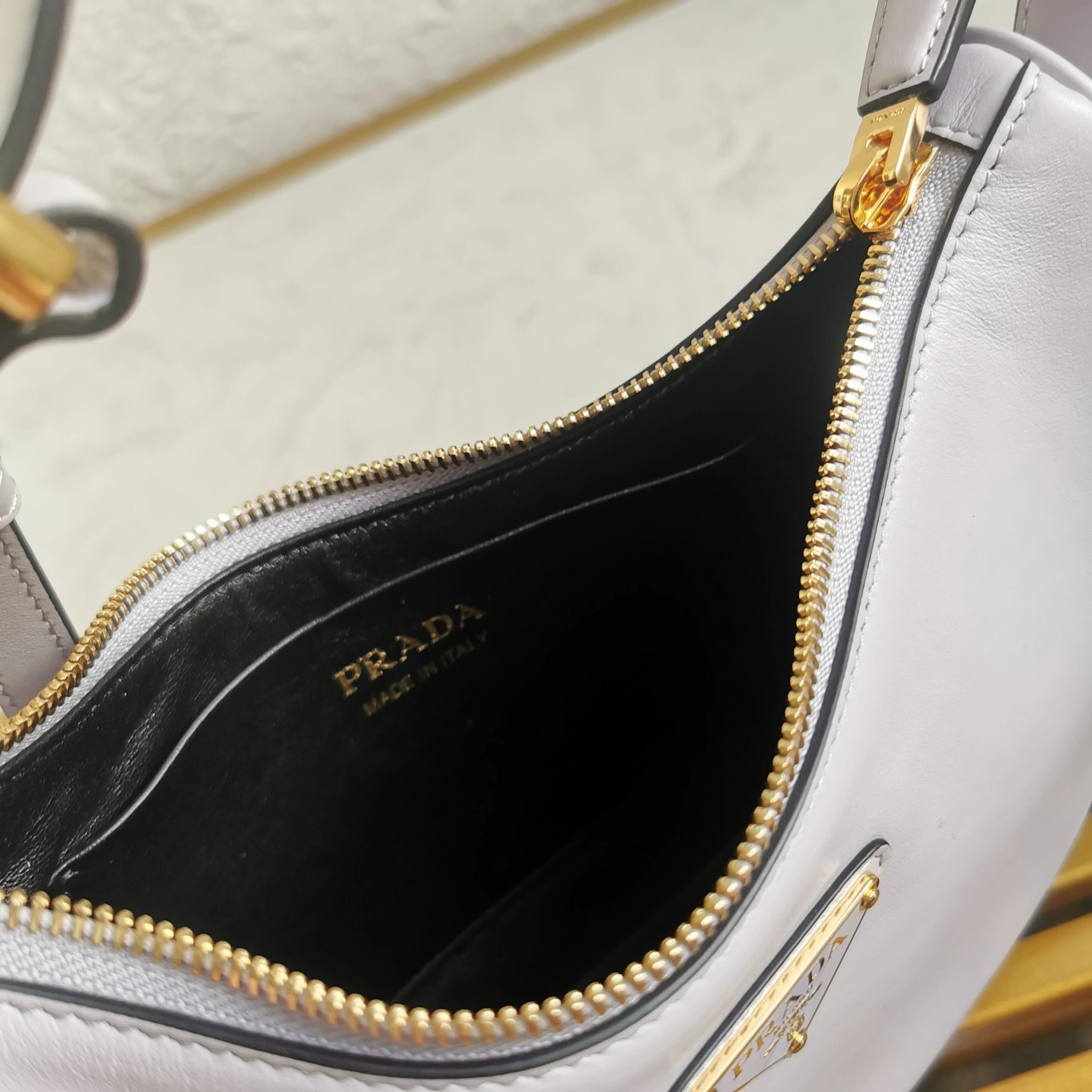 Stylish Prada Hobo Bags 71597