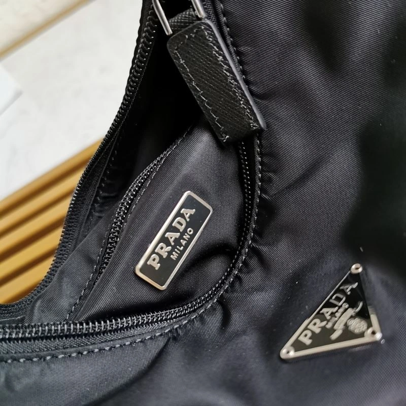 Prada Hobo Bags Casual 66432