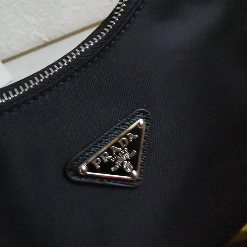 MultiPurpose Prada Hobo Bags 60678