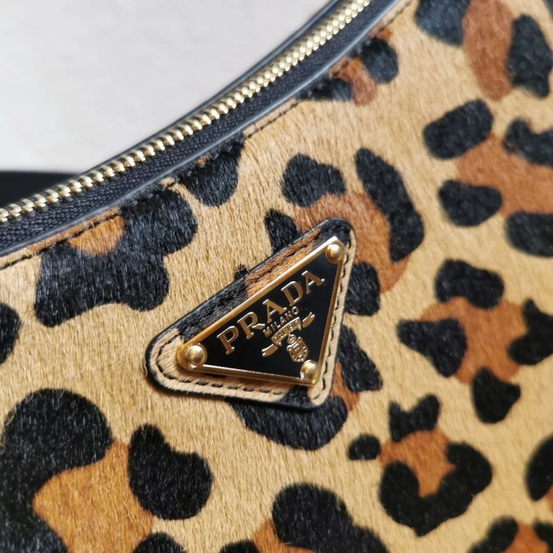 Durable Prada Hobo Bags 60668
