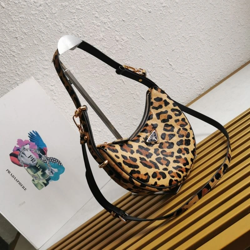 Chic Prada Hobo Bags 60667