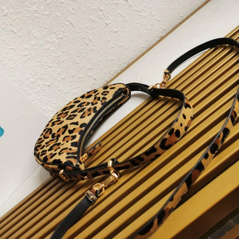 Chic Prada Hobo Bags 60667