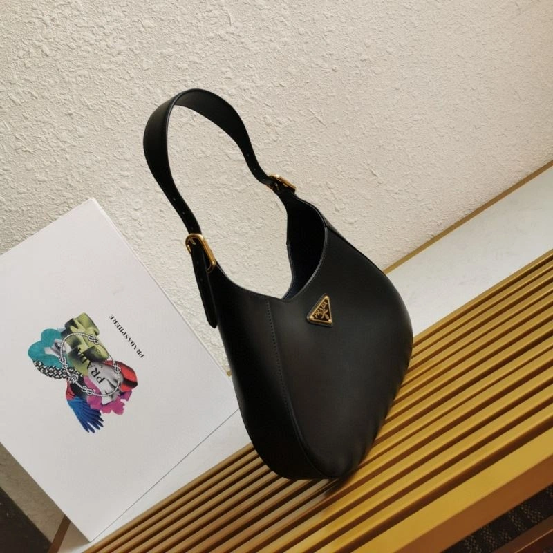 Effortless Prada Hobo Bags 60658