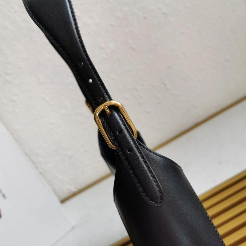Effortless Prada Hobo Bags 60658