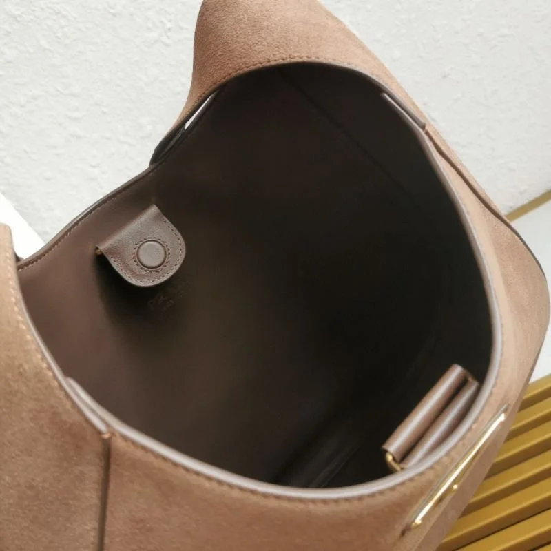 Prada Hobo Bags Neat 45052