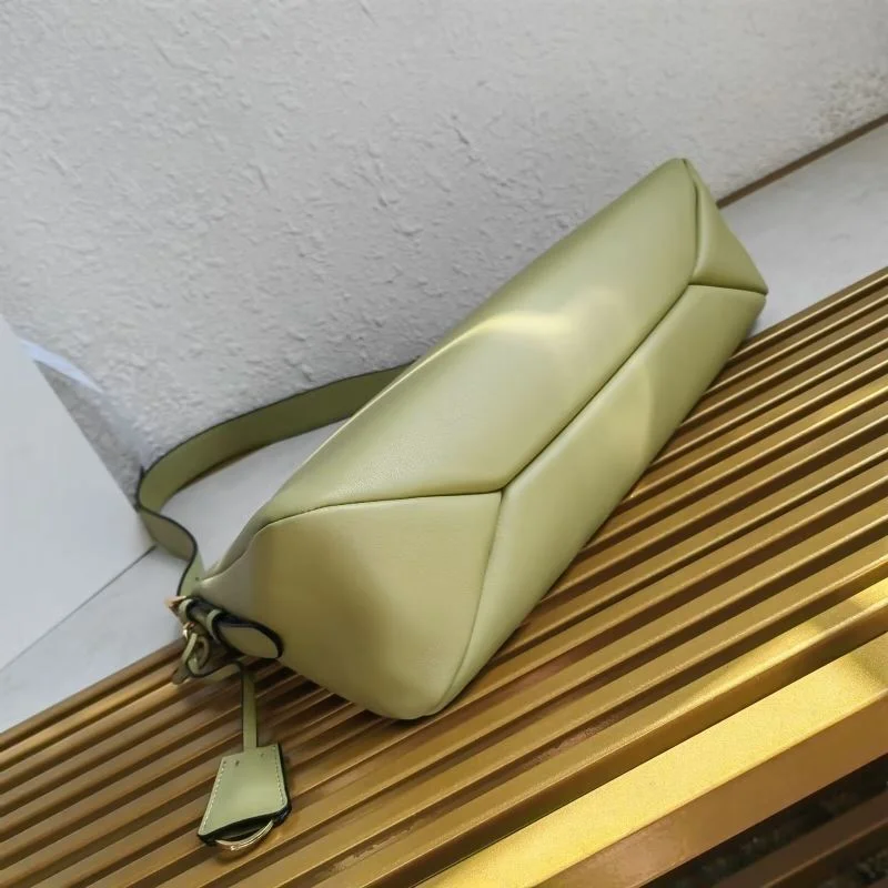 Prada Hobo Bags Resilient 45076