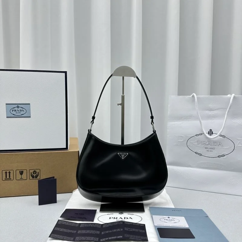 Prada Hobo Bags Vibrant 55637
