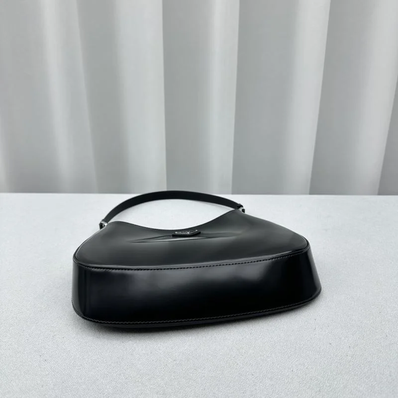 Prada Hobo Bags Vibrant 55637