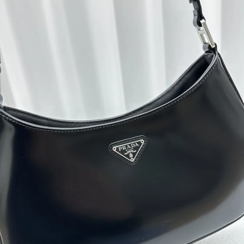Prada Hobo Bags Vibrant 55637