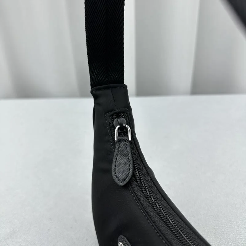 Prada Hobo Bags ZipUp 55632