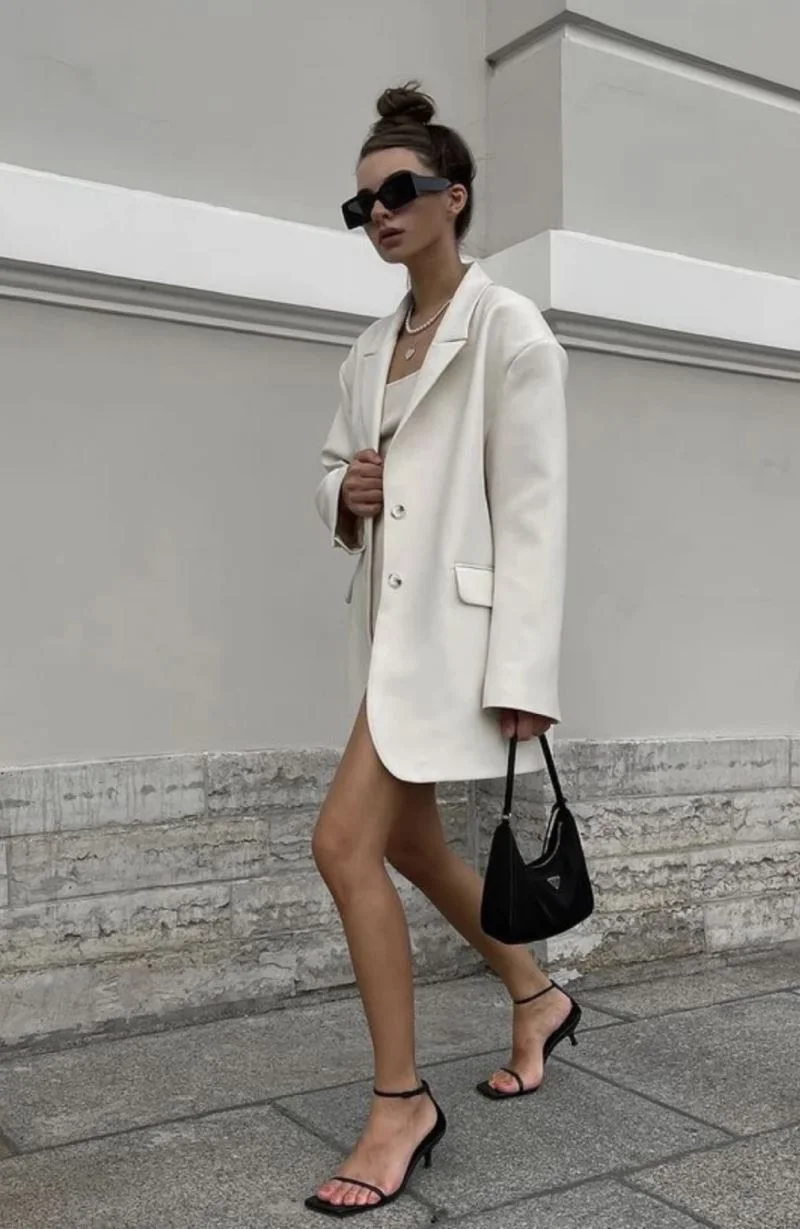 Prada Hobo Bags ModernLook 55638