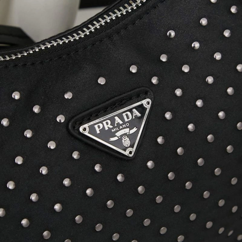 Prada Hobo Bags ZipUp 85832