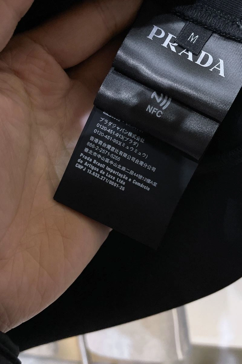 WrinkleFree Prada Hoodies 171728
