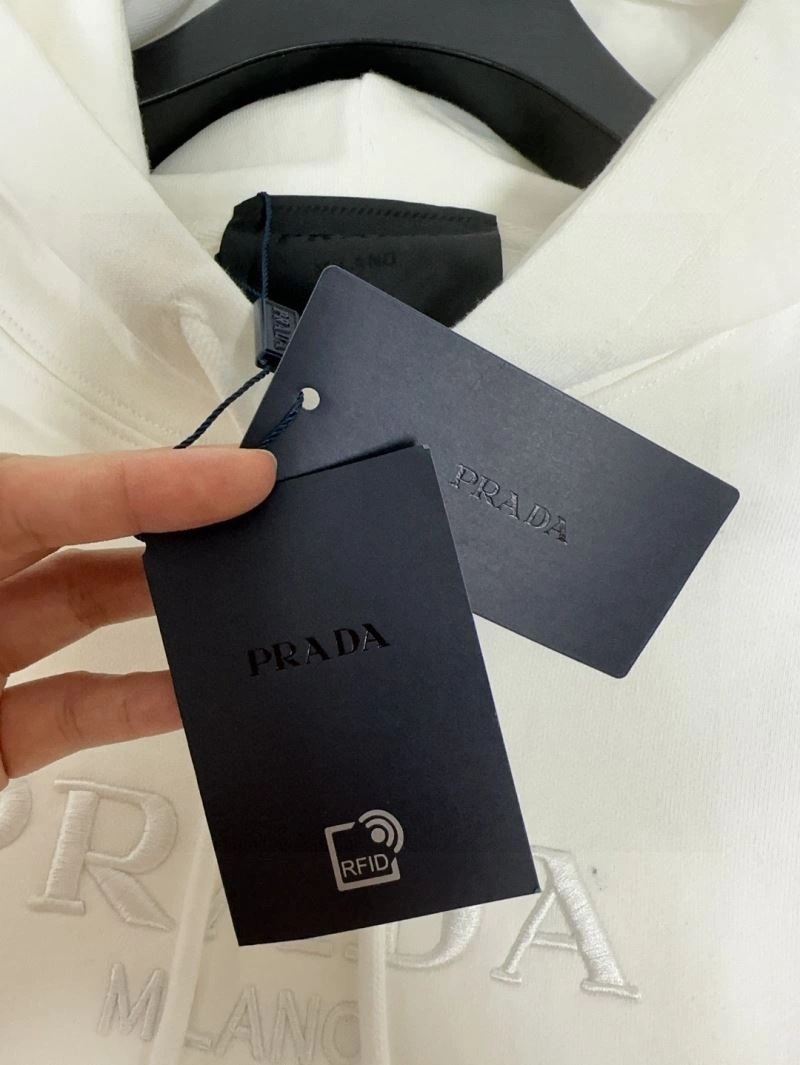 Prada Hoodies Flexible 171253
