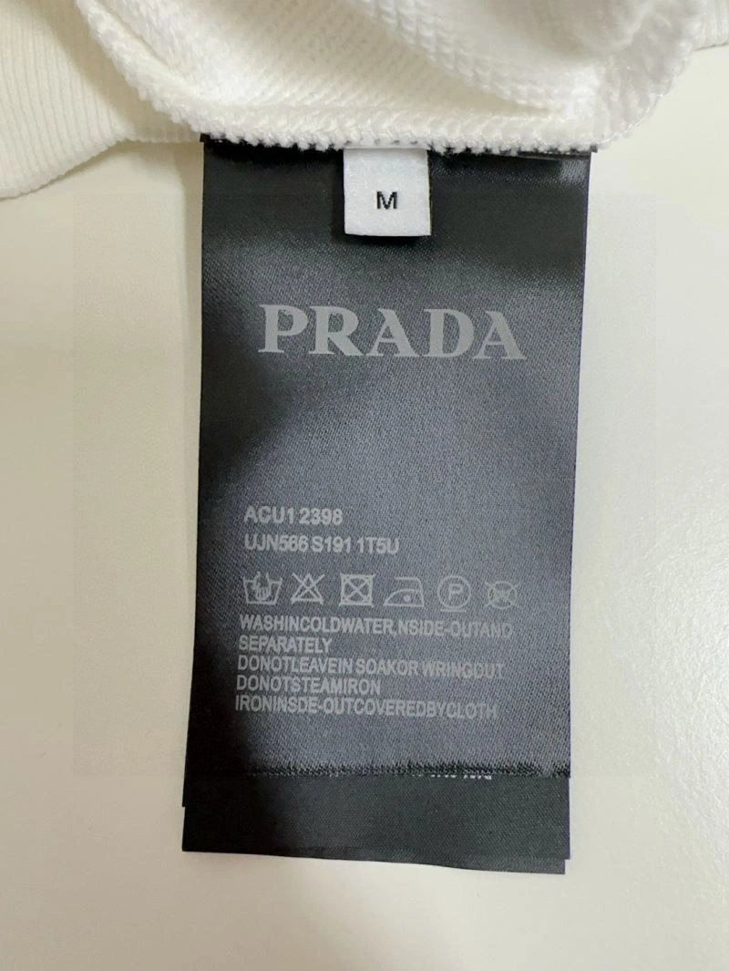 Prada Hoodies Flexible 171253