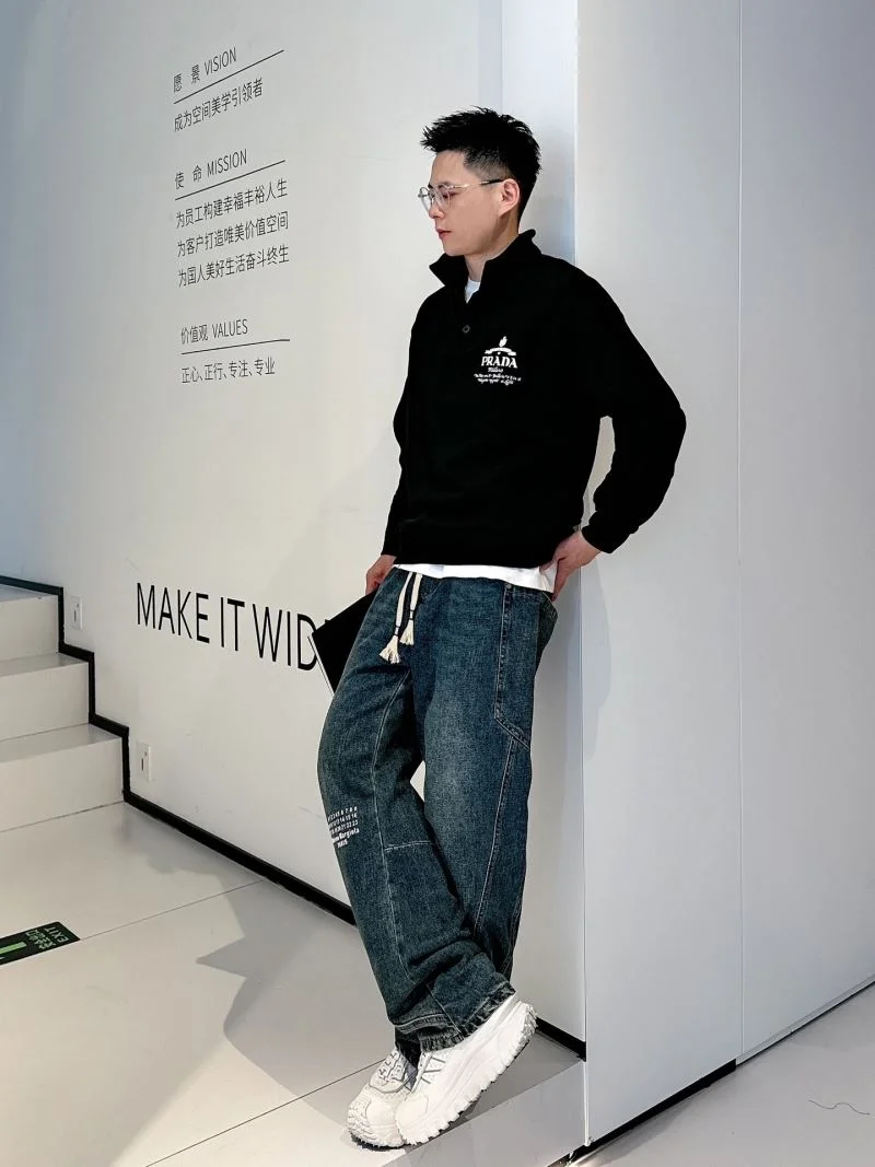 Modern Prada Hoodies 168334