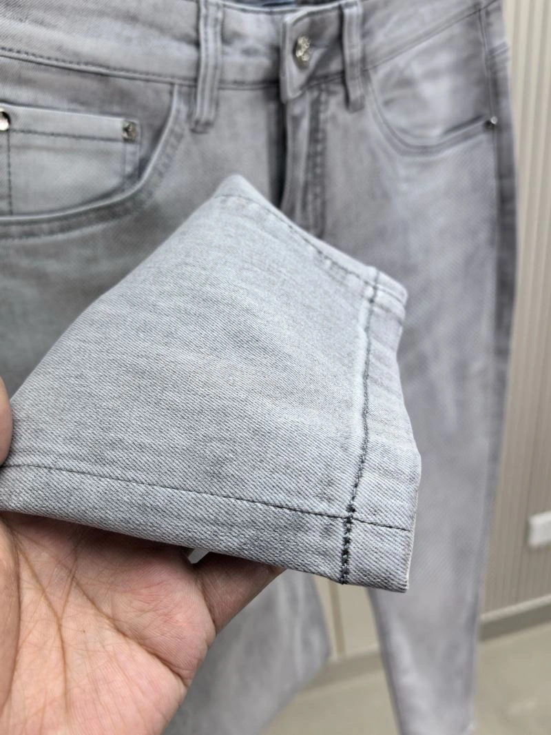 ModernLook Prada Jeans 170474