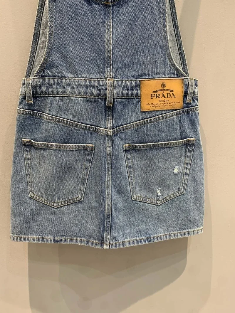 WellDesigned Prada Jeans 165887