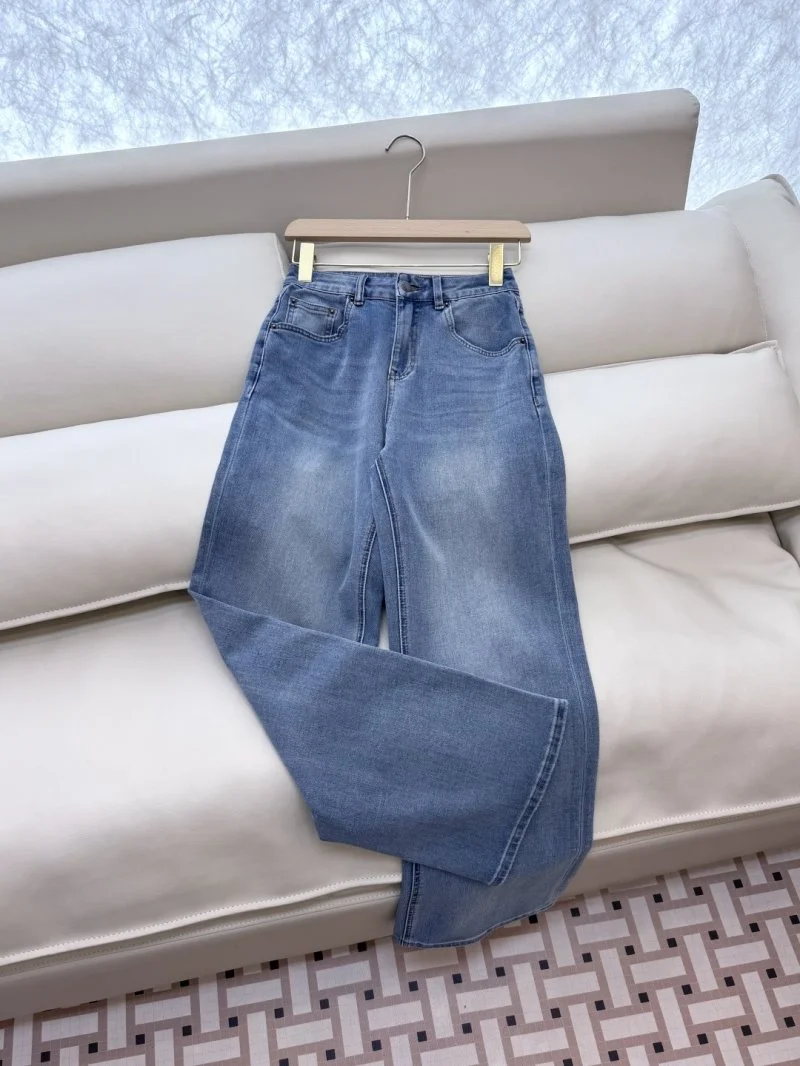 Resilient Prada Jeans 166348