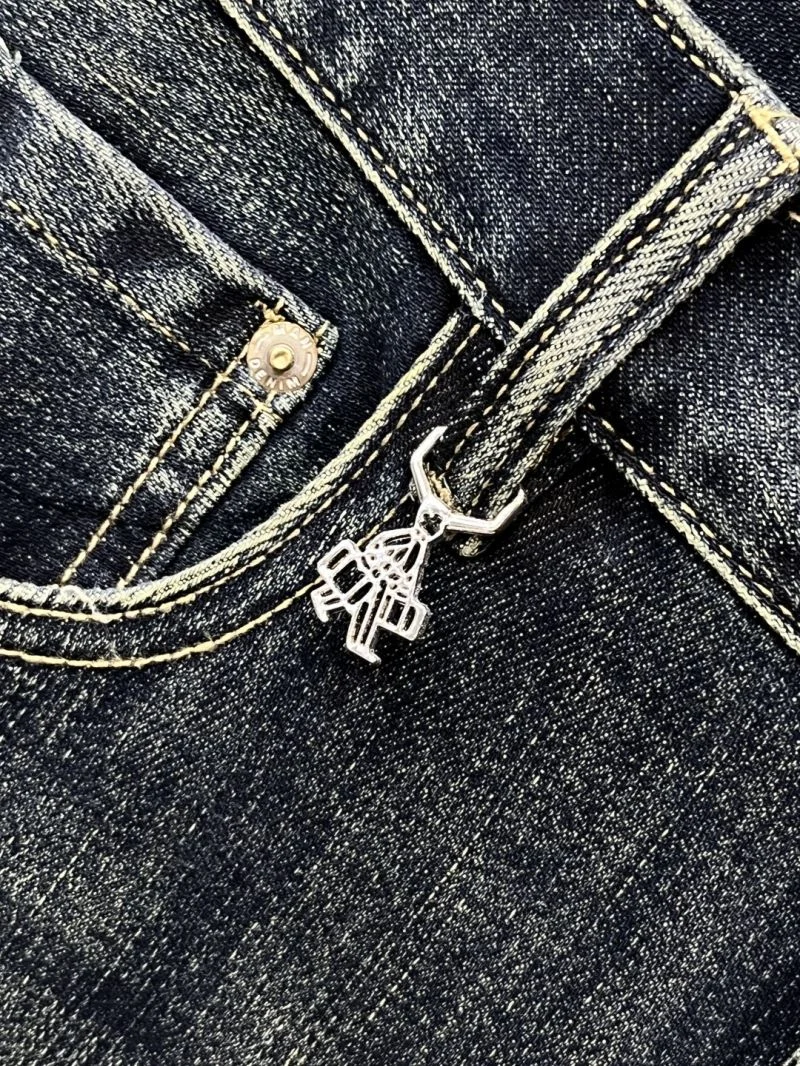 ModernLook Prada Jeans 168314