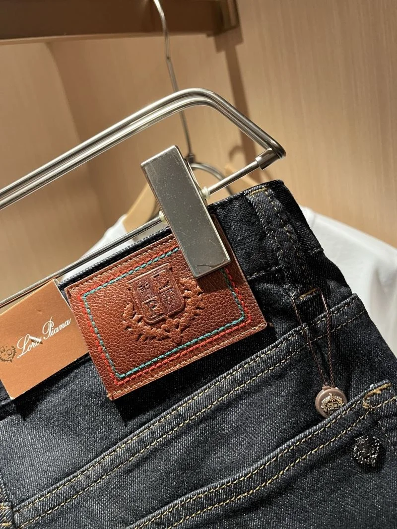 Prada Jeans Bold 167596