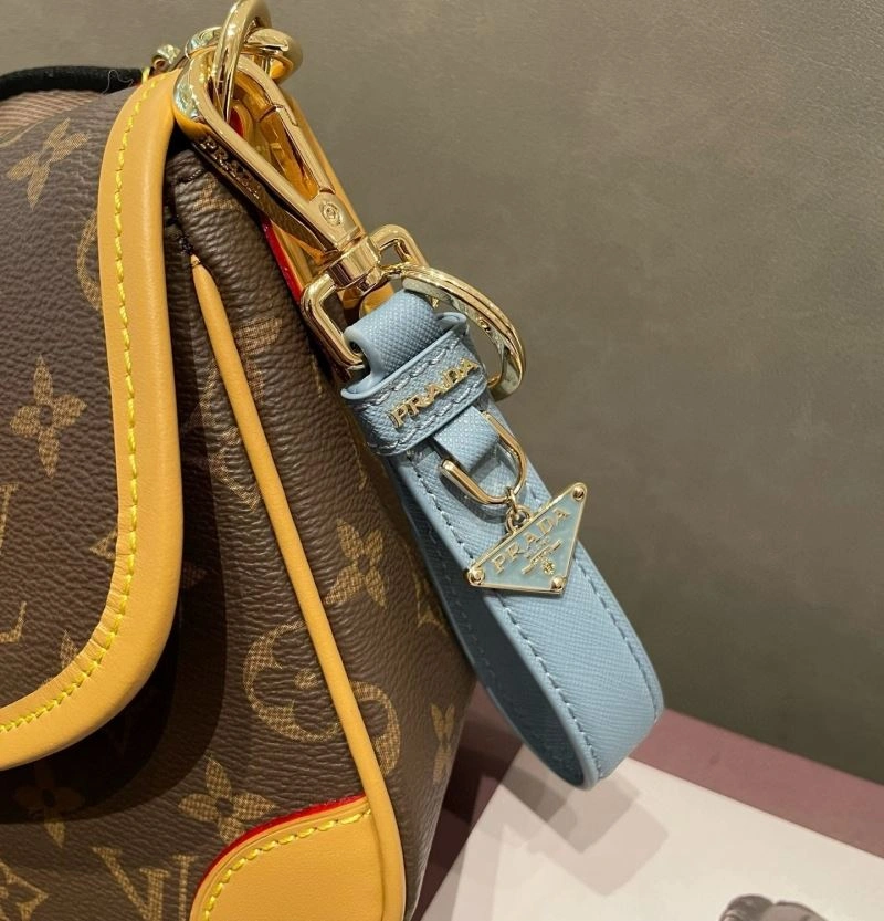 Prada Keychains TravelReady 265962