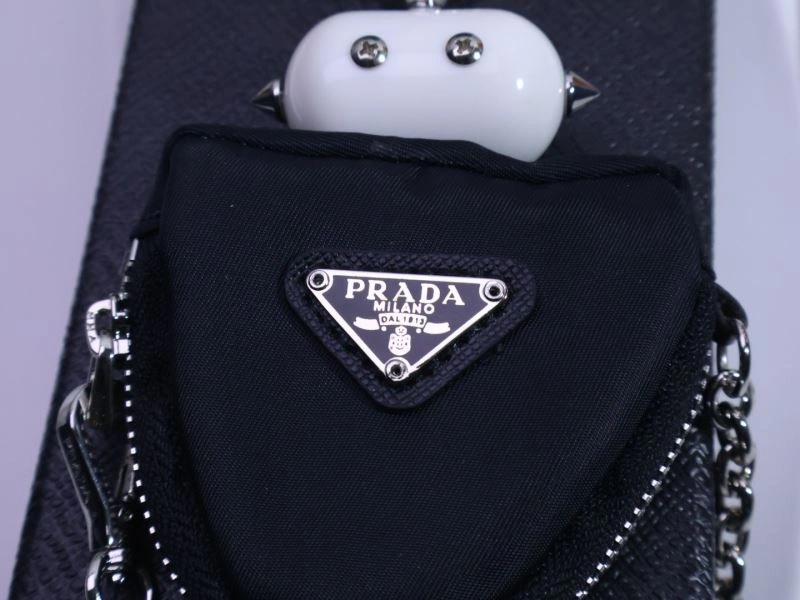 Prada Keychains Cozy 265011