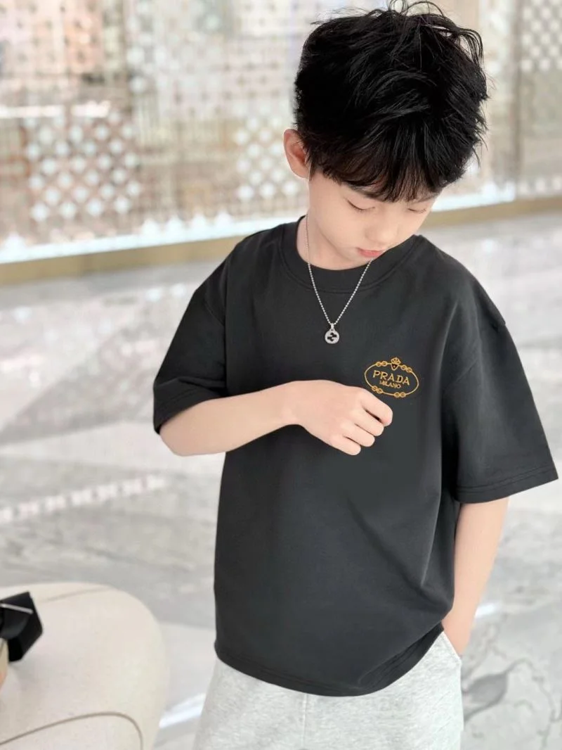 EyeCatching Prada Kids 166799