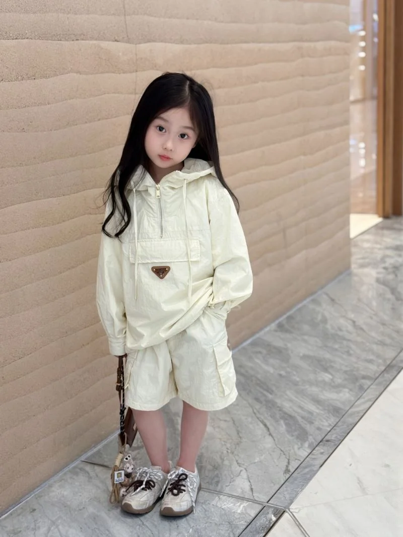 Breathable Prada Kids 166805