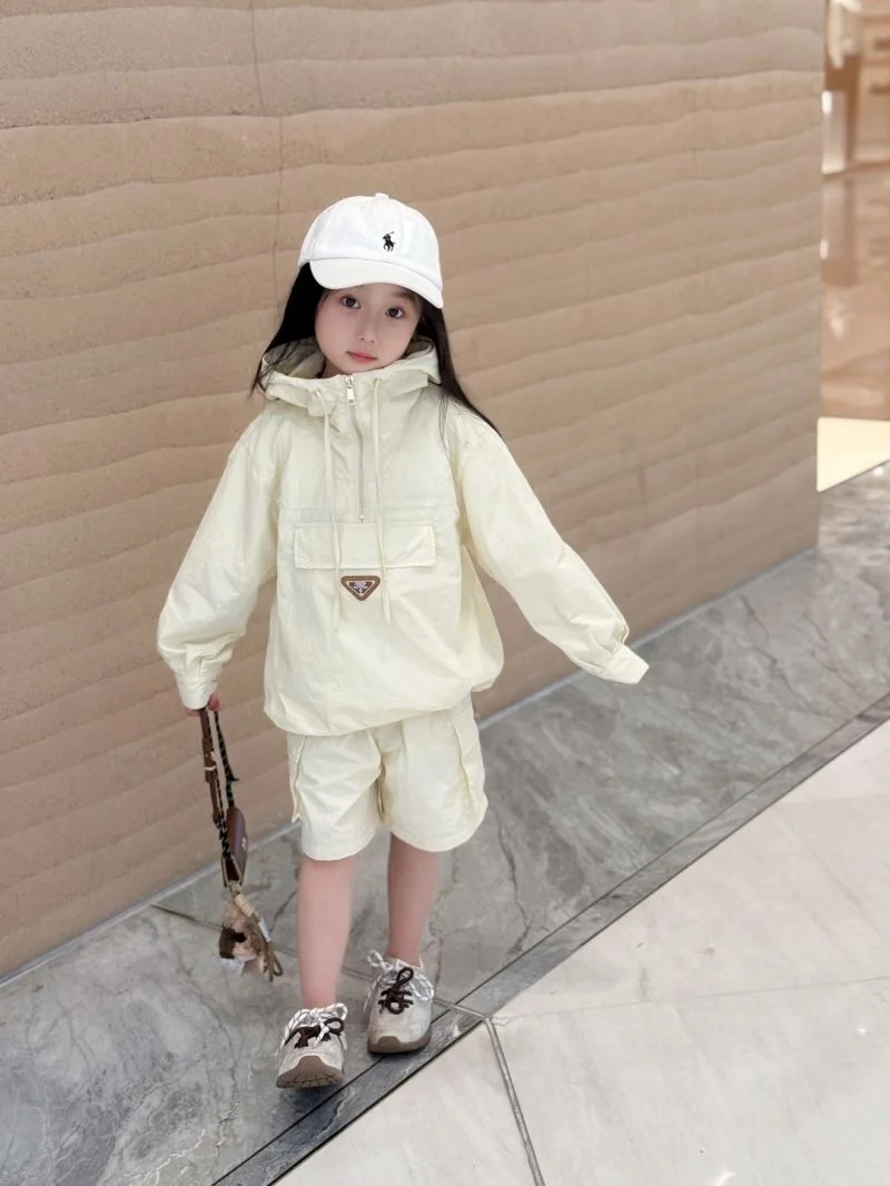Breathable Prada Kids 166805