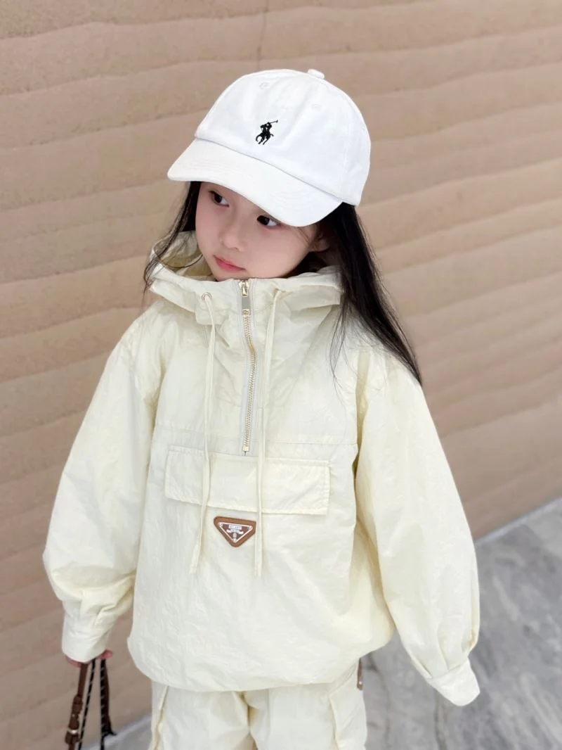Breathable Prada Kids 166805