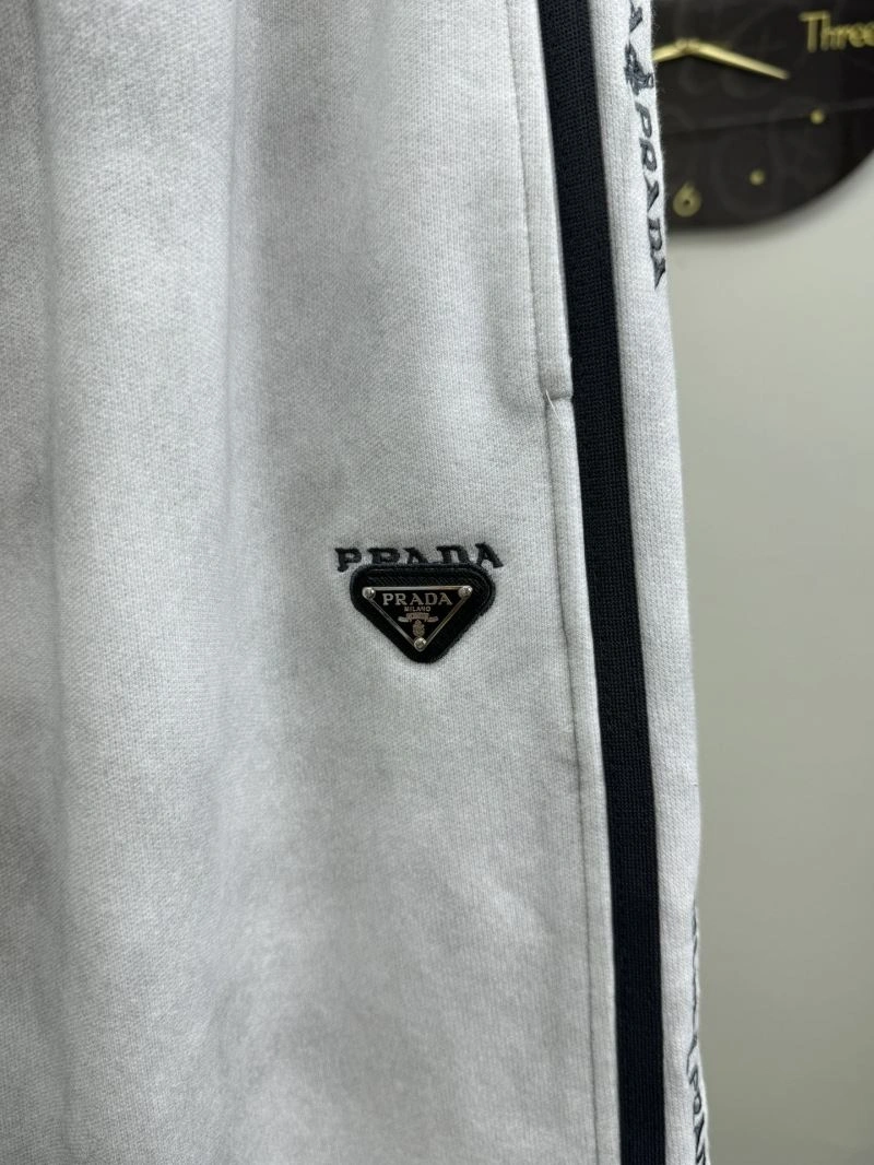 Fashionable Prada Long Pants 171221